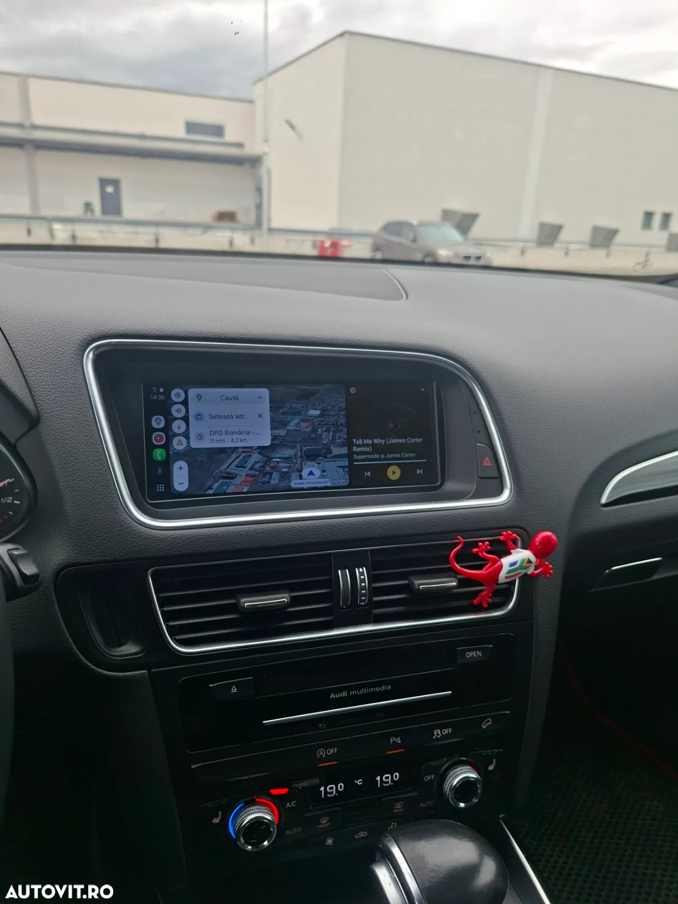 Audi Q5 2.0 40 TDI quattro S tronic Sport - 11