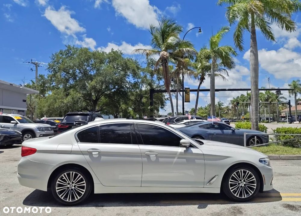 BMW Seria 5 530i - 10