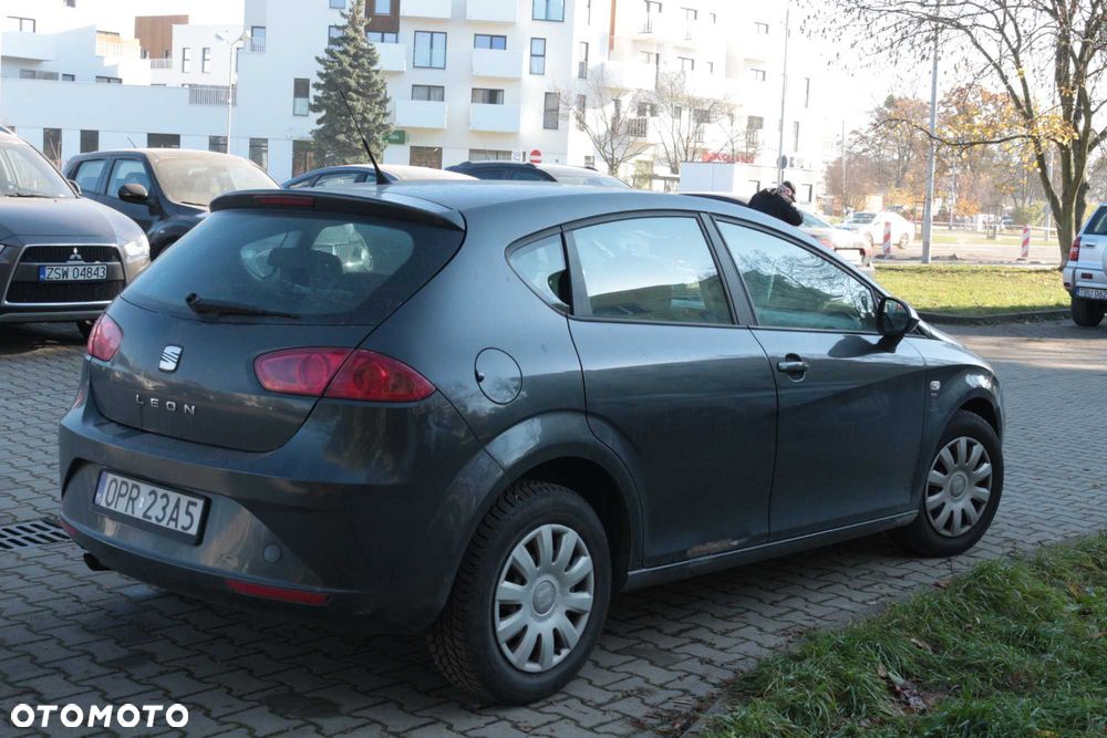 Seat Leon 2010 photo 5
