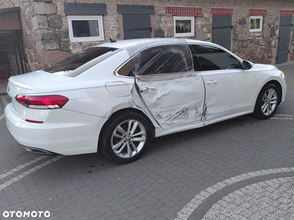 Volkswagen Passat 2.0 TSI BMT Comfortline DSG - 8