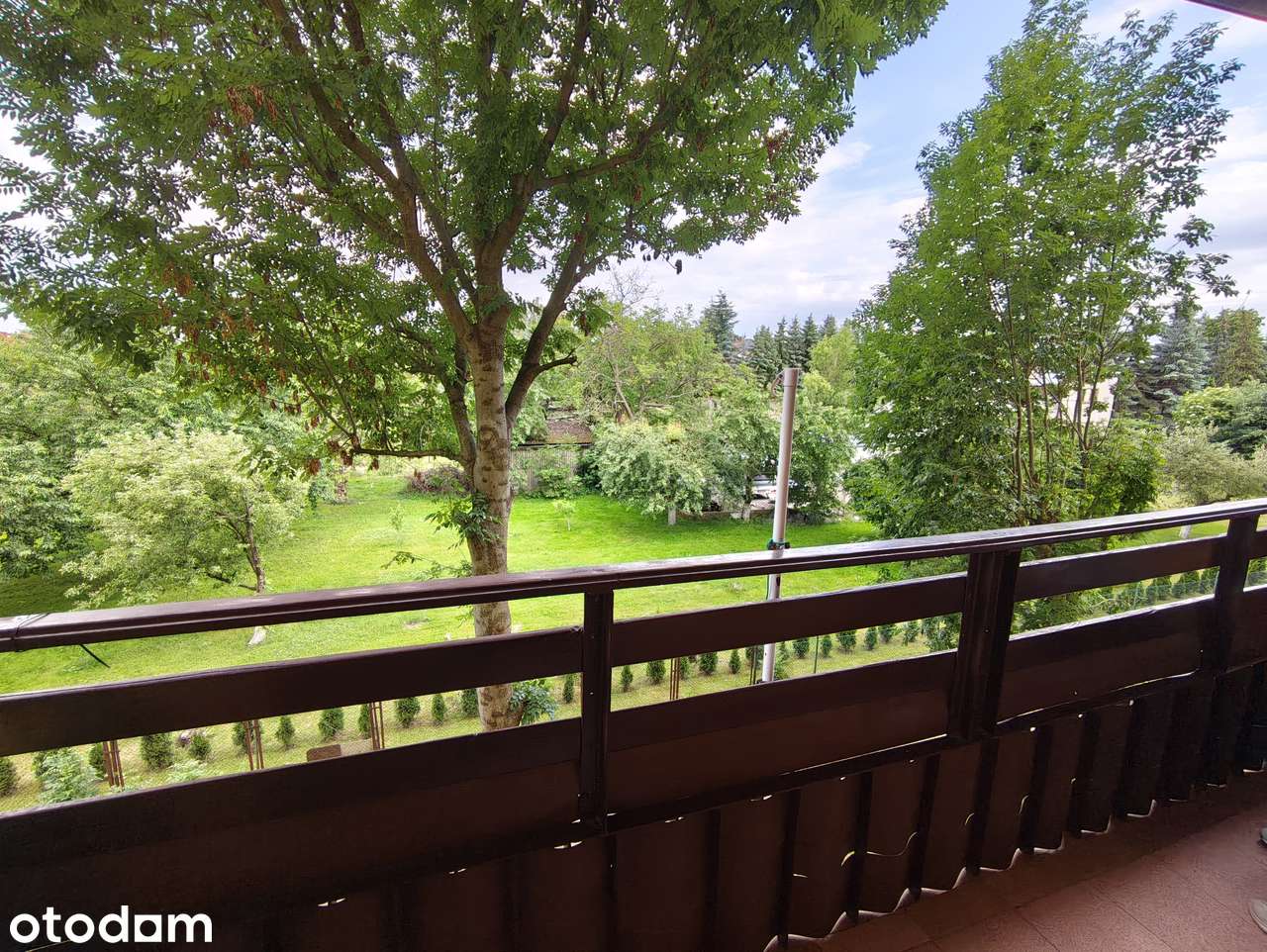 Słoneczne 3-pokojowe 60 m² na przestrzał, balkon z widokiem na sad