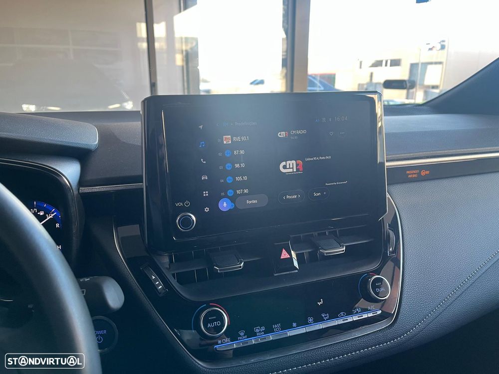 Toyota Corolla 1.8 Hybrid Comfort - 2