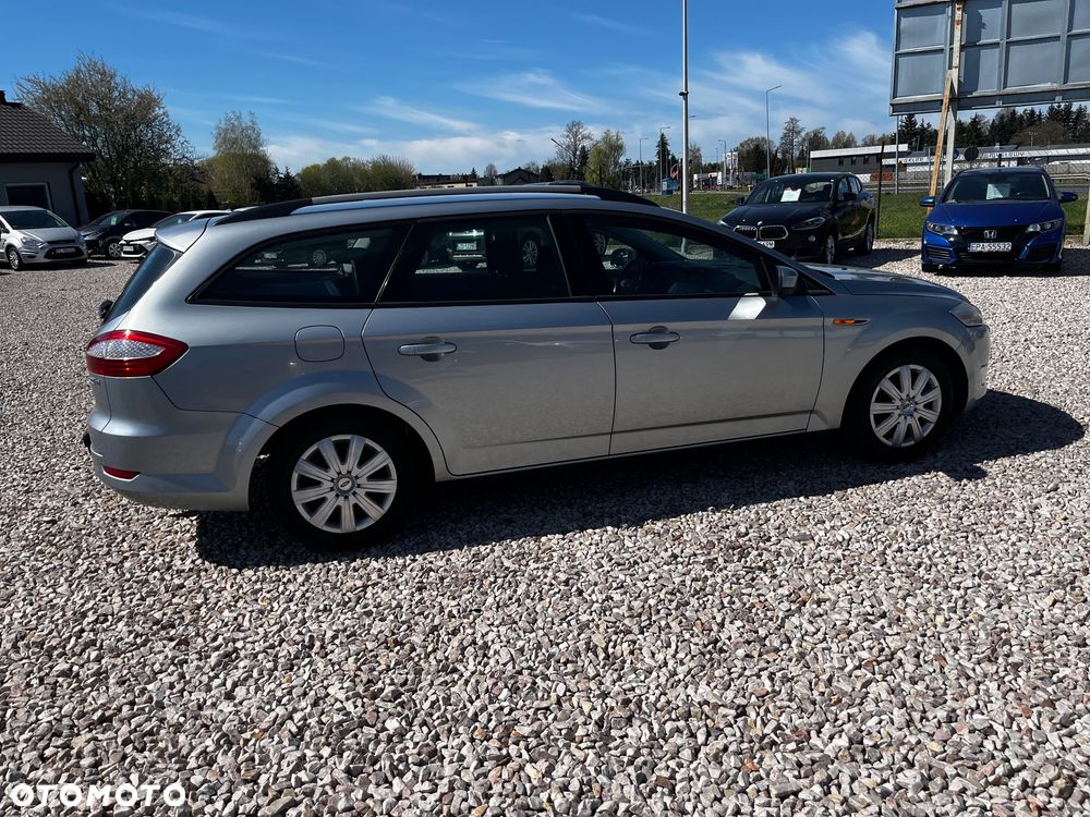 Ford Mondeo 2.0 TDCi Ambiente - 8