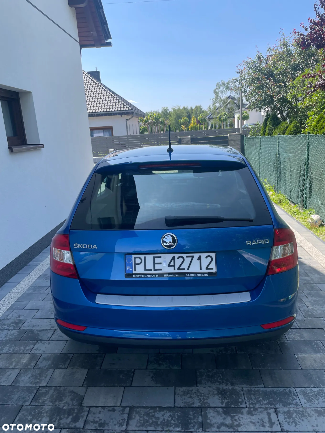 Skoda RAPID 1.2 TSI Ambition - 4
