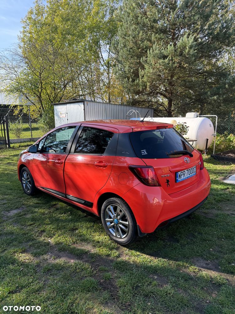 Toyota Yaris 2016 photo 5