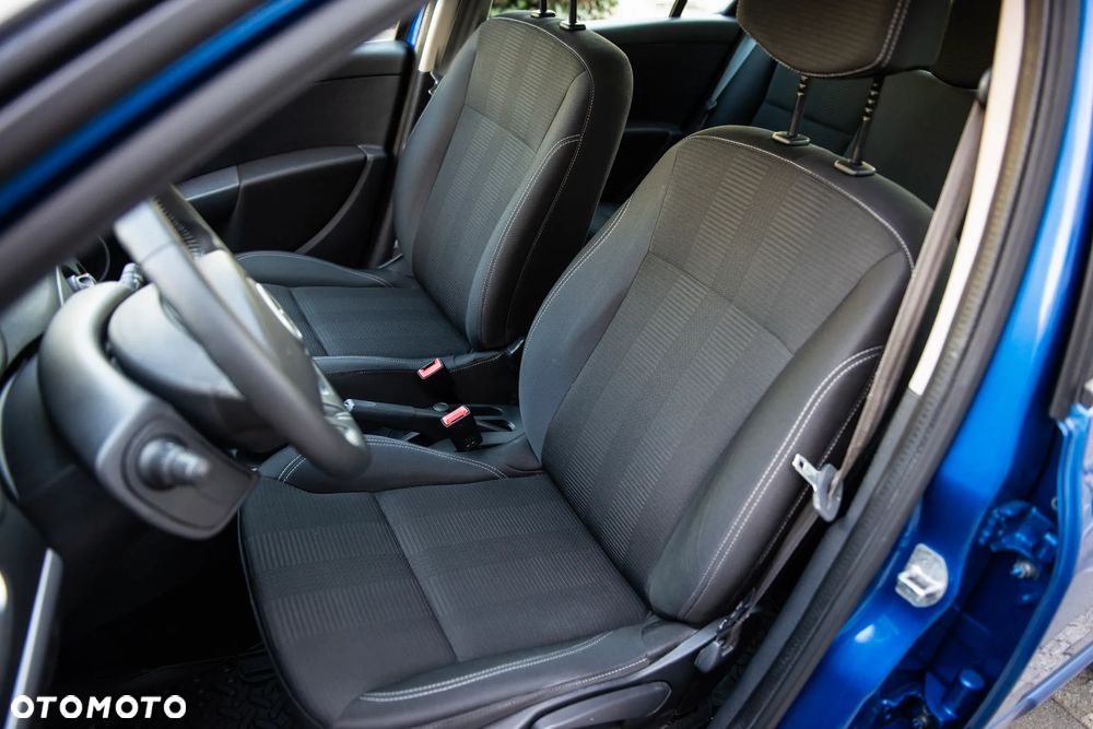 Renault Clio 1.2 16V Confort Authentique - 18