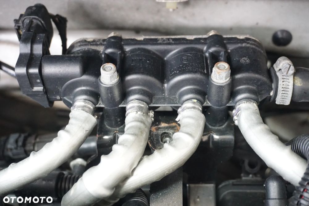 Opel Corsa 1.2 16V Cosmo - 22