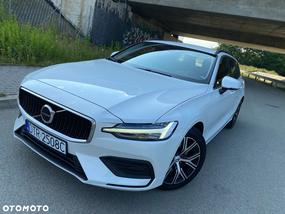 Volvo V60 B4 D Momentum Core - 33