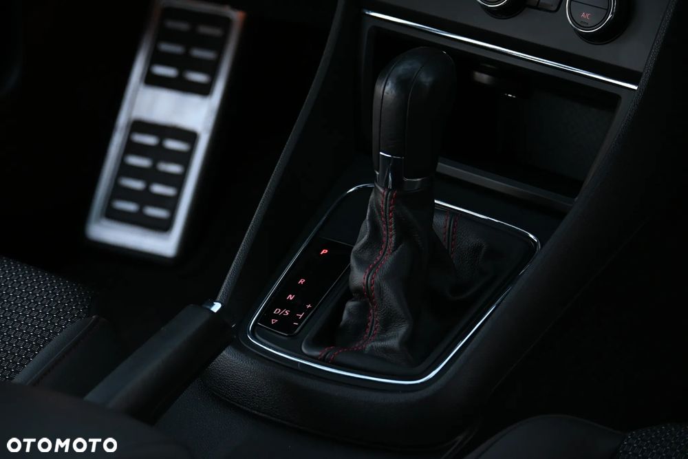 Seat Leon 2.0 TDI DPF Start&Stop DSG FR - 27