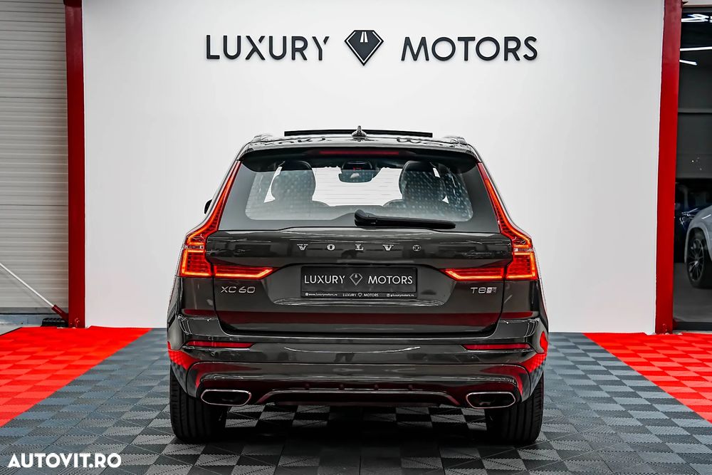 Volvo XC 60 ver-t8-twin-engine-awd-r--design - 9
