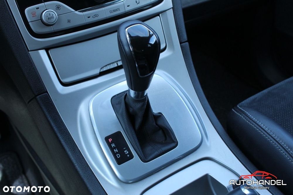 Ford S-Max - 16