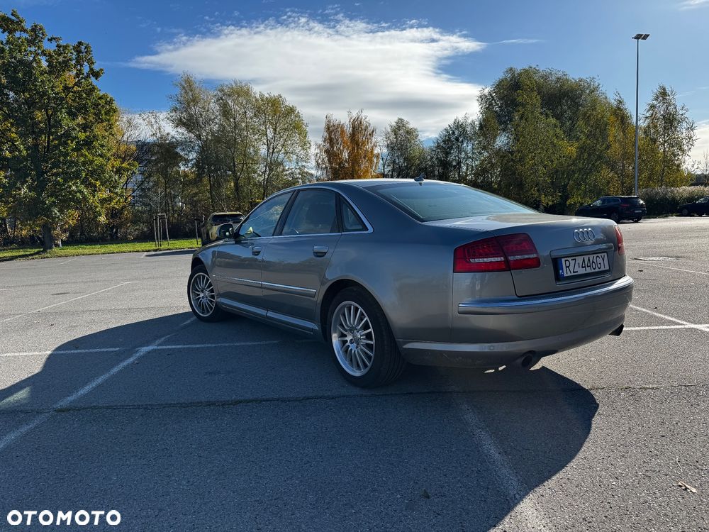 Audi A8 - 10