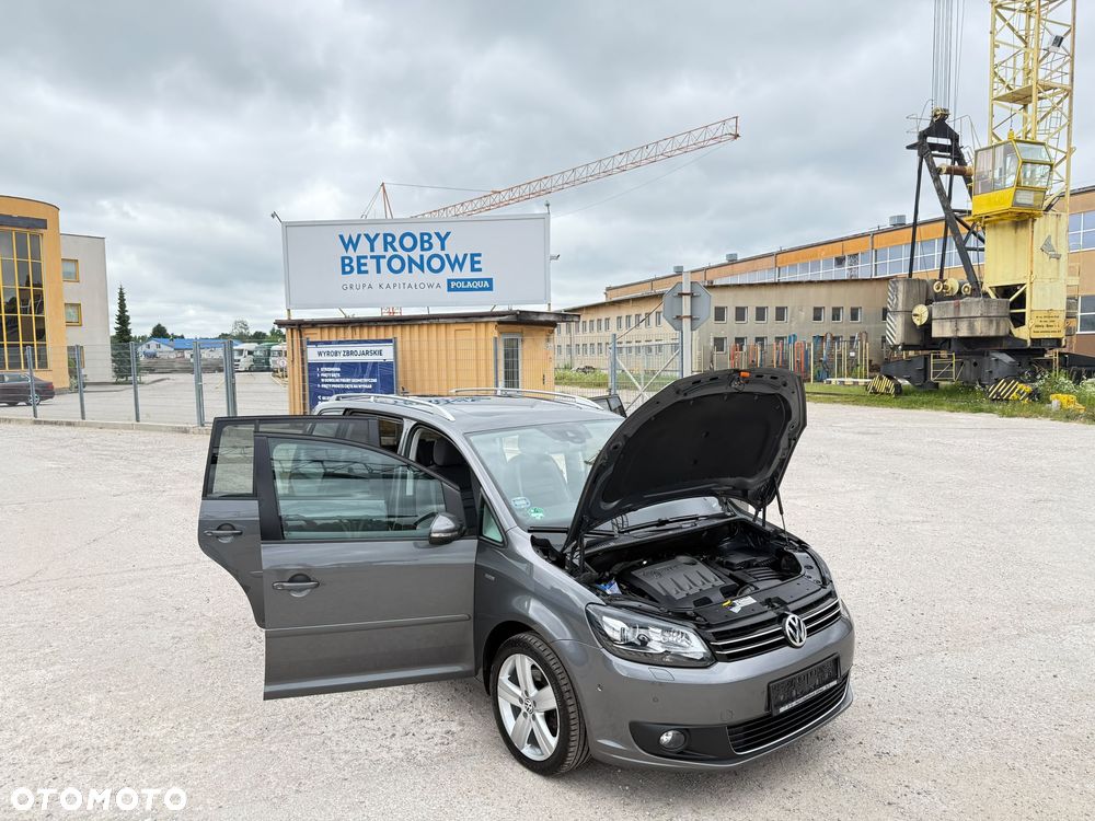 Volkswagen Touran 2.0 TDI DPF STYLE - 21