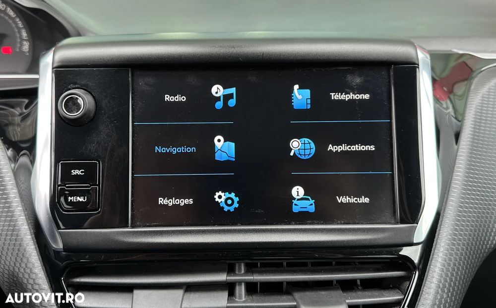 Peugeot 2008 - 32