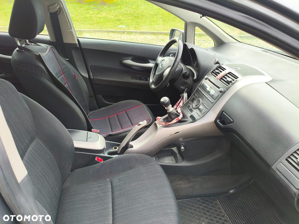 Toyota Auris 2.0 D-4D Premium - 13