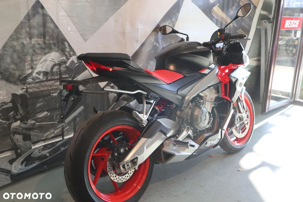 Aprilia Tuono - 21