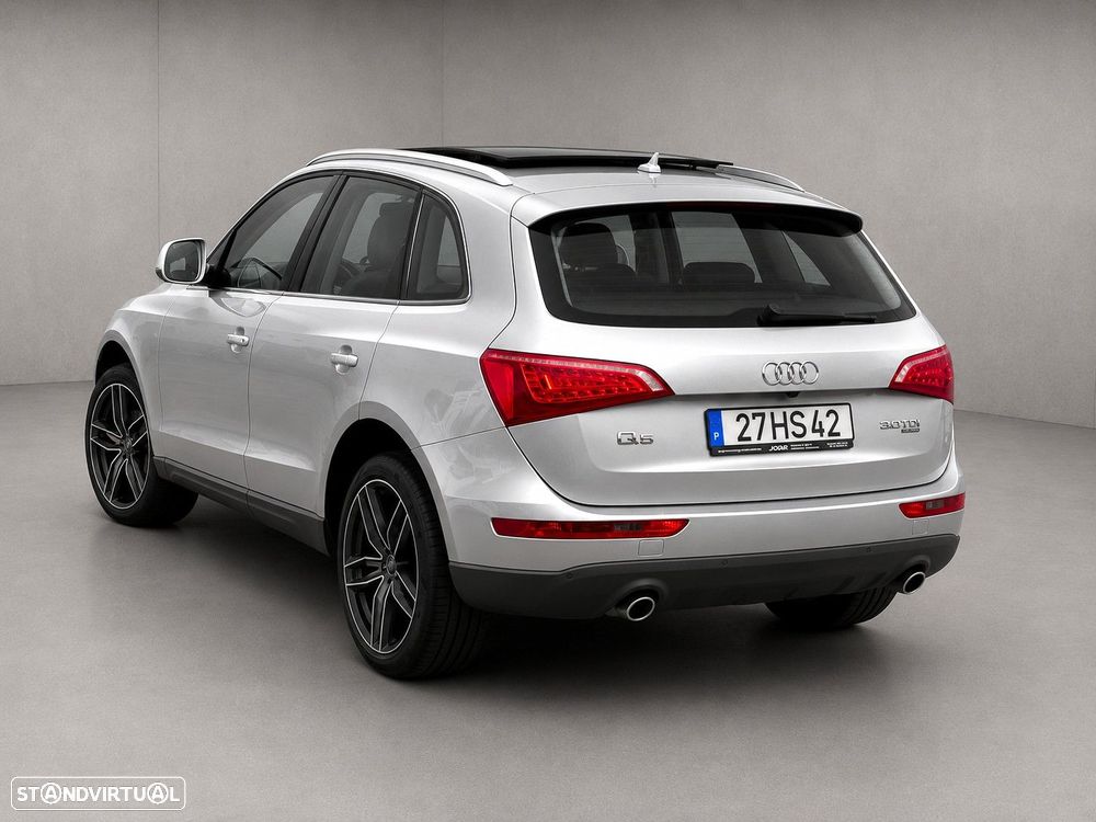 Audi Q5 3.0 TDI Exclusive S-tronic - 7
