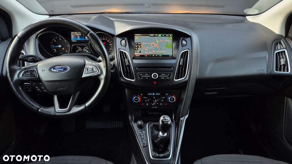 Ford Focus 1.5 TDCi Titanium - 6