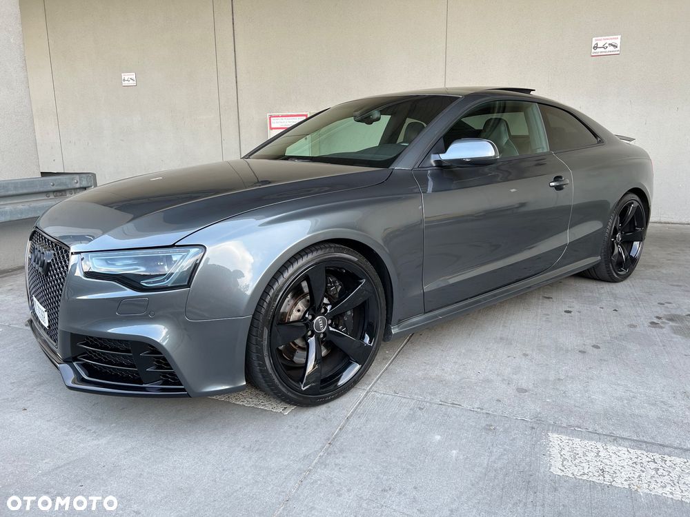Audi RS5 Coupé Standard - 11
