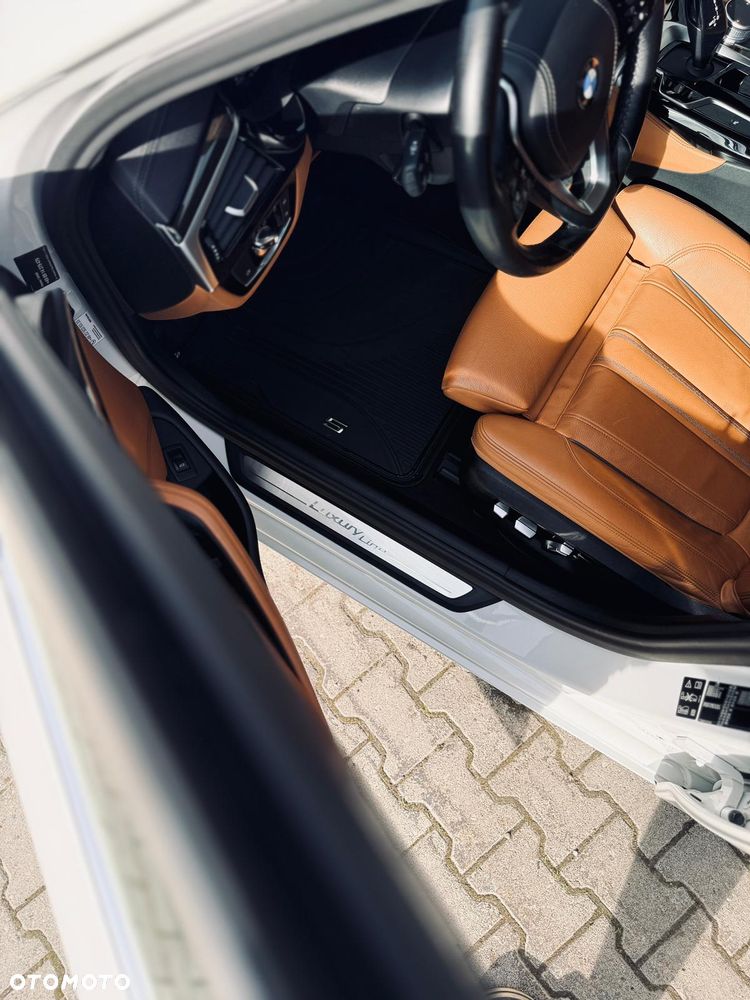 BMW Seria 5 530d xDrive Luxury Line sport - 21