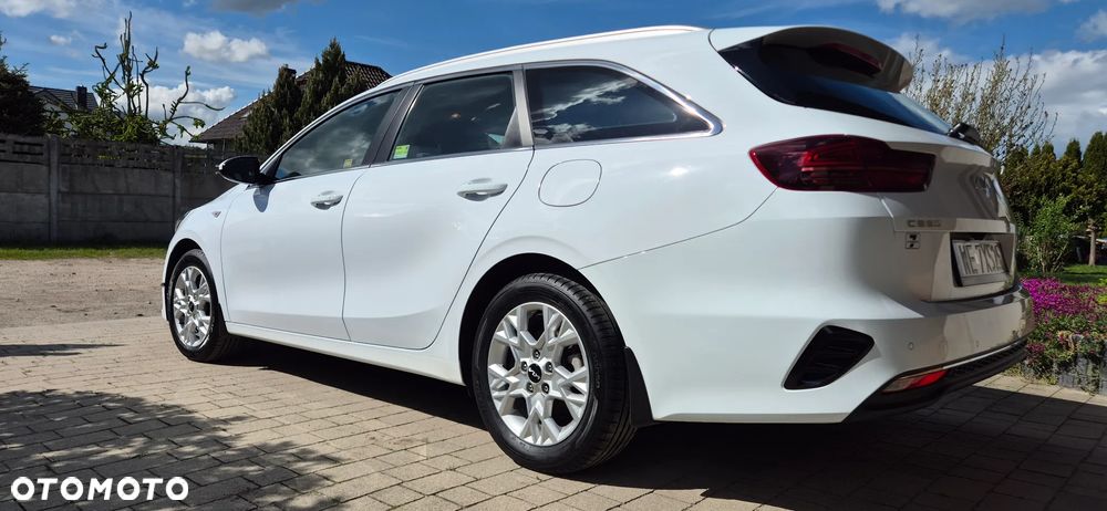 Kia Ceed 1.5 T-GDI M - 6