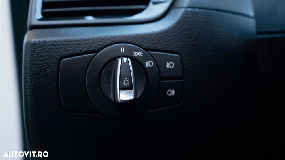 BMW X1 xDrive18d xLine - 22