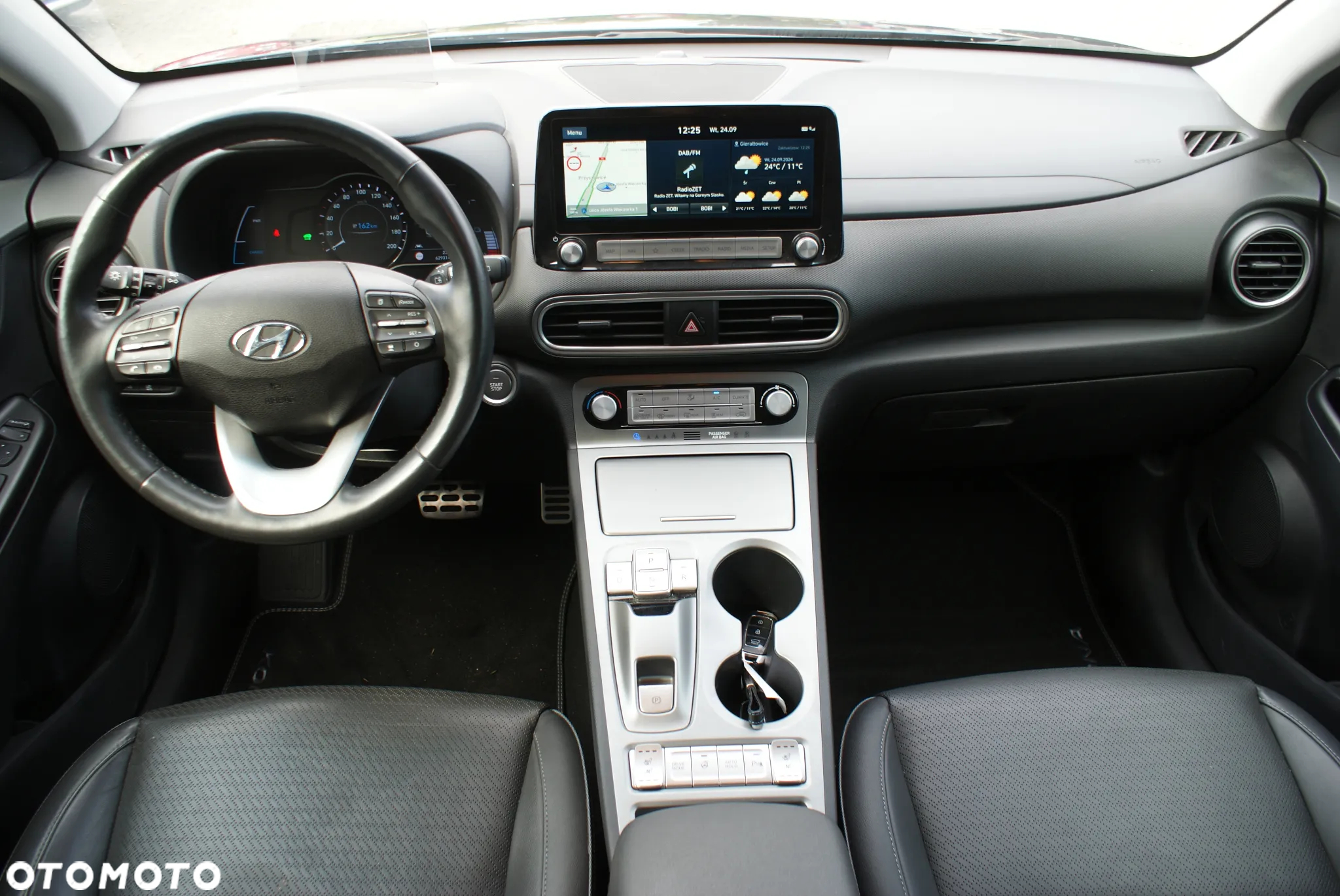 Hyundai Kona Electric 64kWh Premium - 8