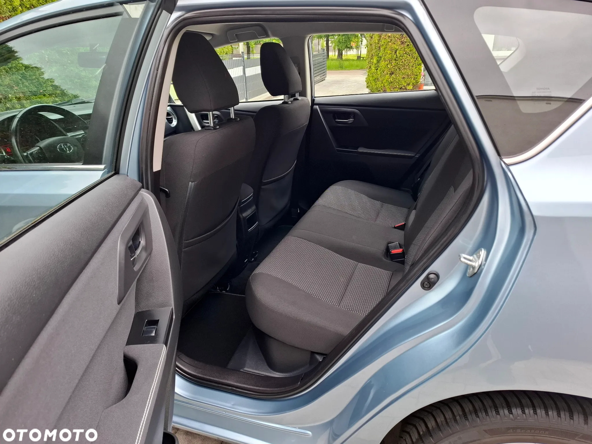 Toyota Auris - 10