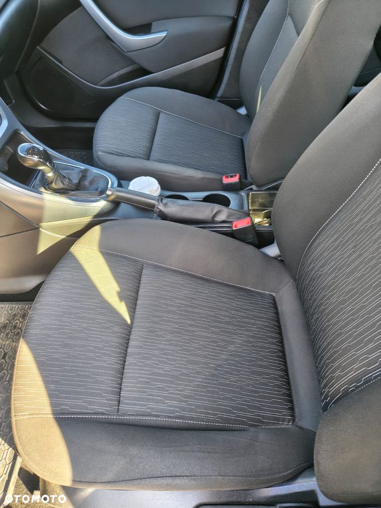 Opel Astra 1.7 CDTI DPF - 6