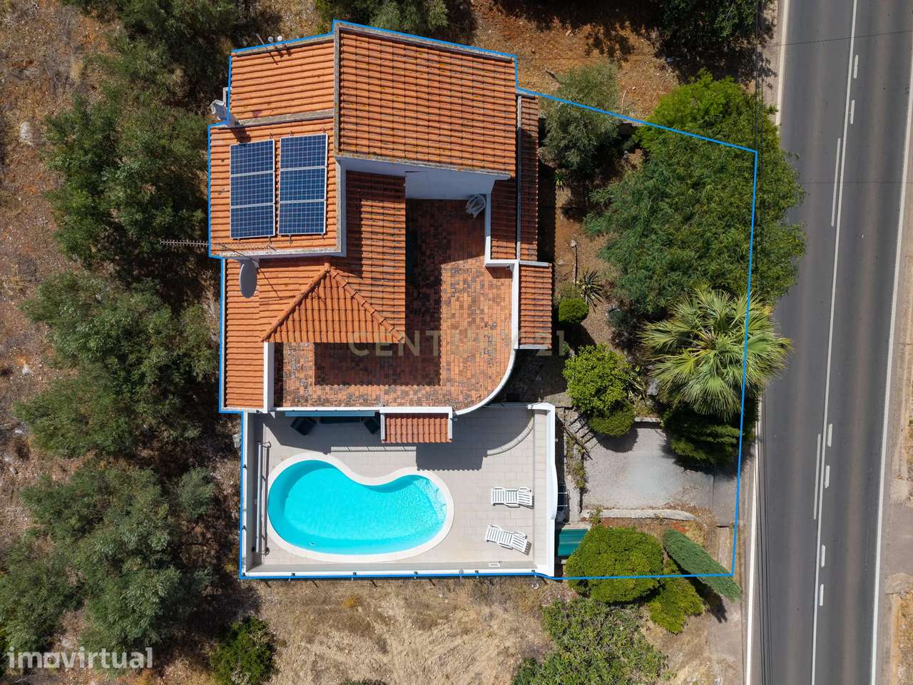 Moradia T3 com Piscina, Amplos Terraços e Vista de Campo e Mar, a 5 Mi - Grande imagem: 4/26