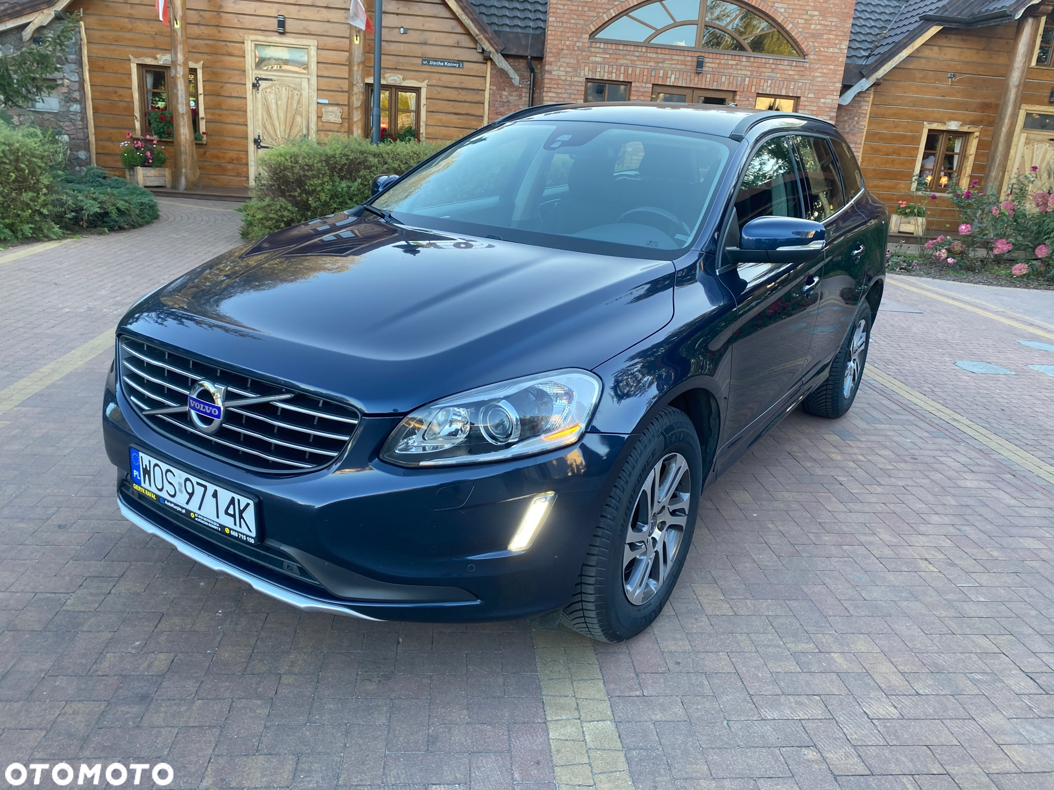 Volvo XC 60 D4 Geartronic Momentum - 34