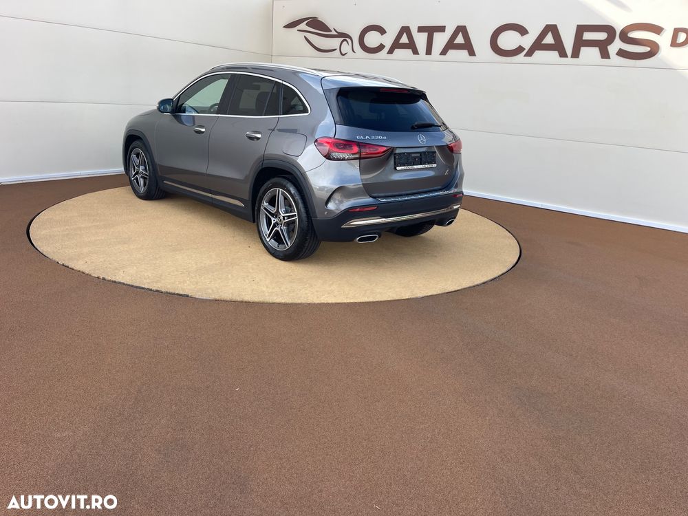 Mercedes-Benz GLA 220 d 8G-DCT AMG Line - 10