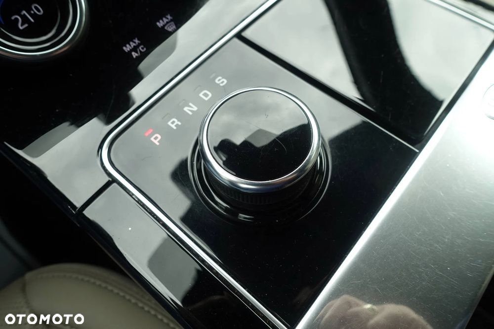 Land Rover Range Rover Velar 3.0d R-Dynamic - 26
