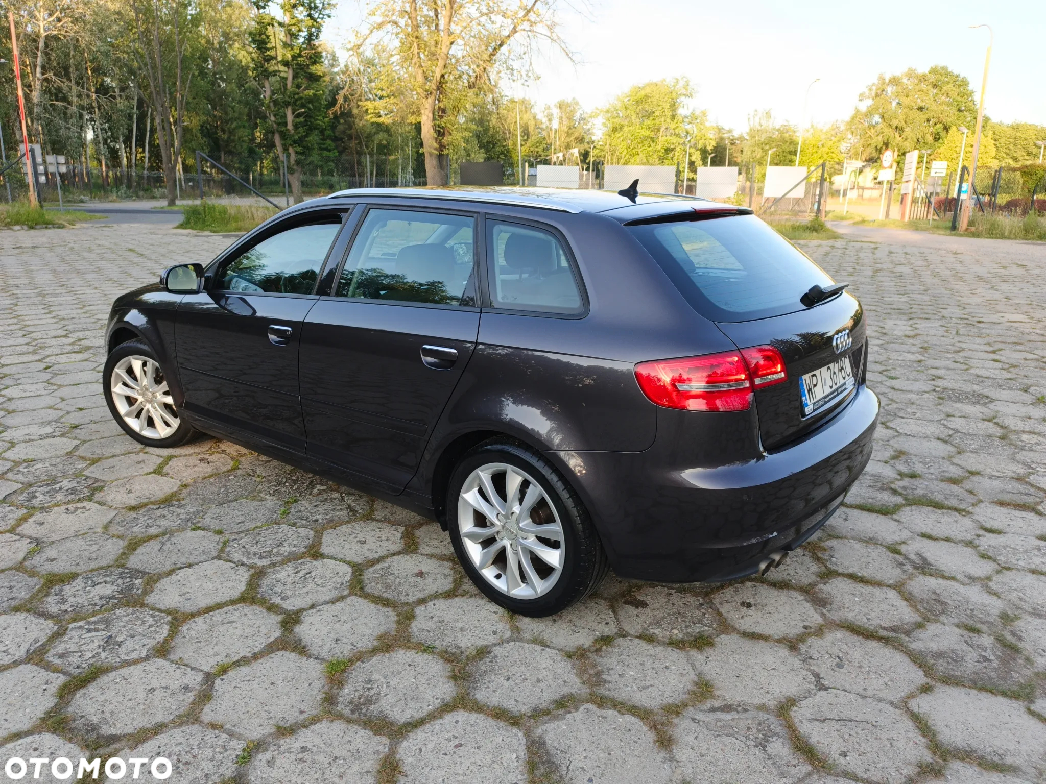Audi A3 2.0 TDI Sportback DPF Attraction - 8