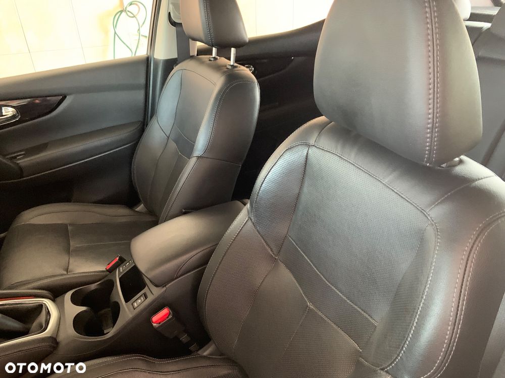 Nissan Qashqai 1.6 DIG-T Tekna - 29