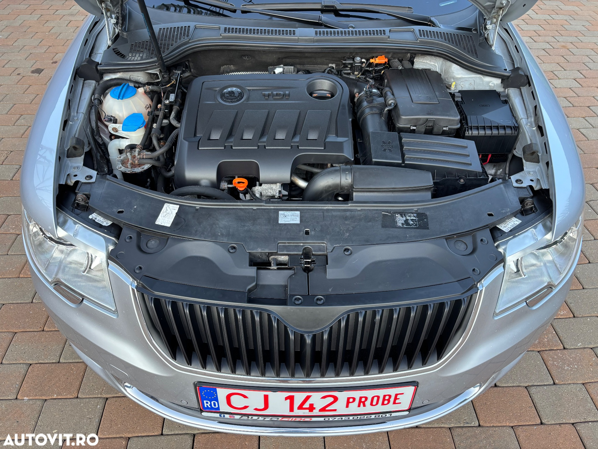 Skoda Superb 2.0 TDI 4x4 DSG Elegance - 12