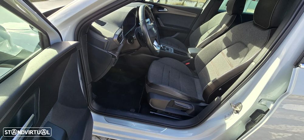 SEAT Leon 1.4 e-Hybrid Xcellence DSG - 8