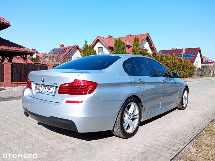 BMW Seria 5 528i xDrive - 6