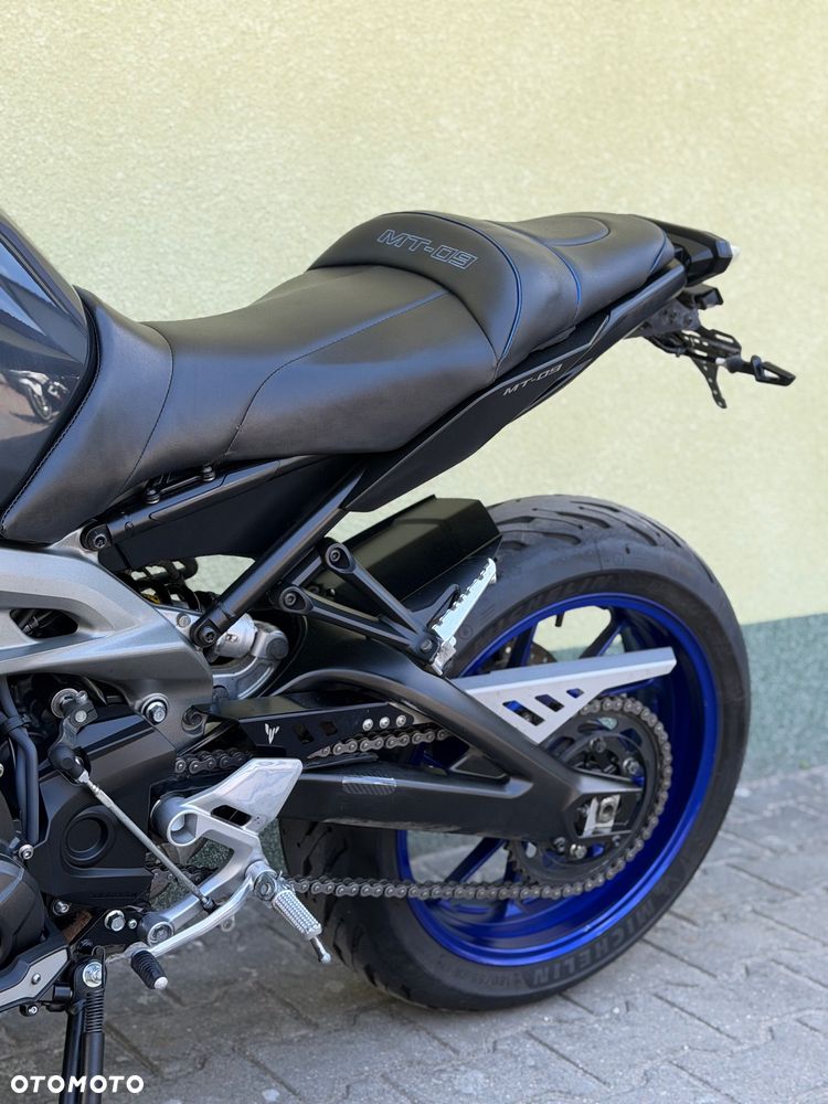 Yamaha MT - 33