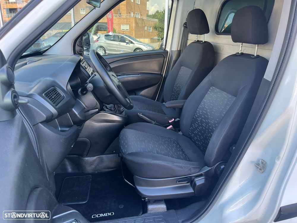 Opel Combo 1.6 CDTI  AC - 8