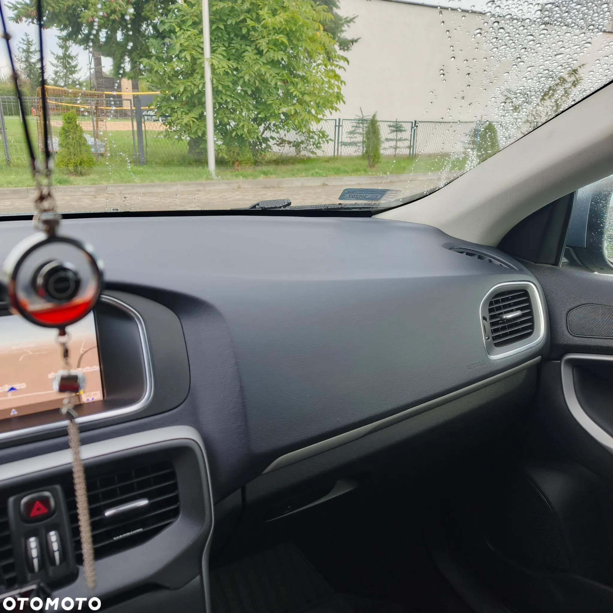 Volvo V40 - 4