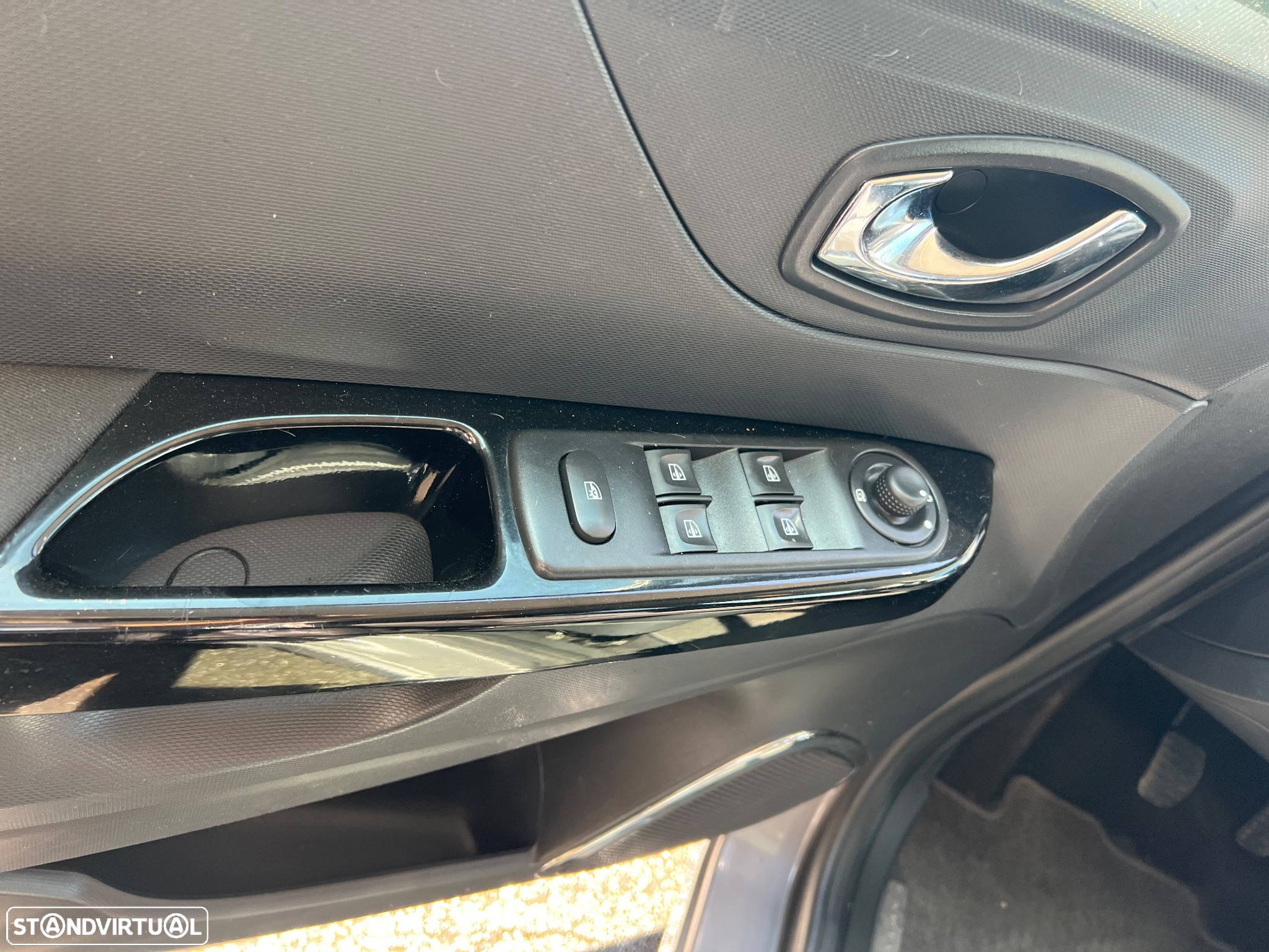 Renault Captur ENERGY TCe 120 Initiale Paris - 16