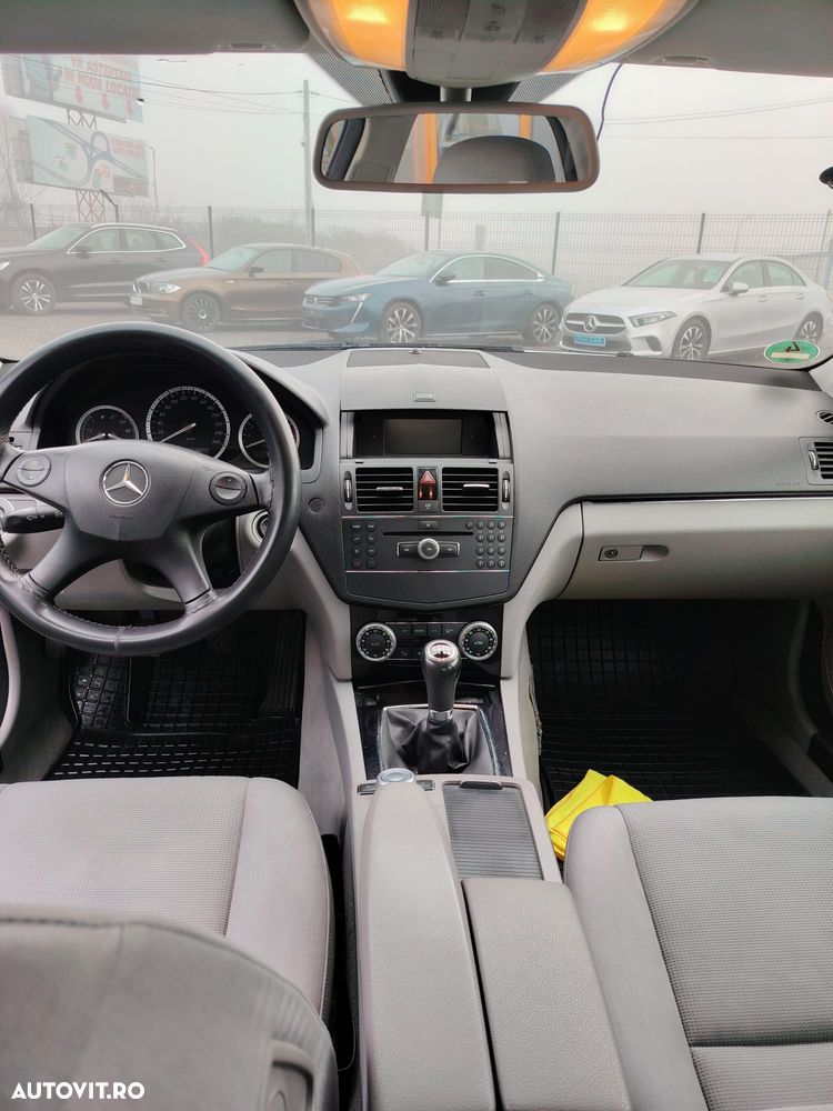 Mercedes-Benz C 180 CGI BlueEfficiency T-modell EU5 - 6