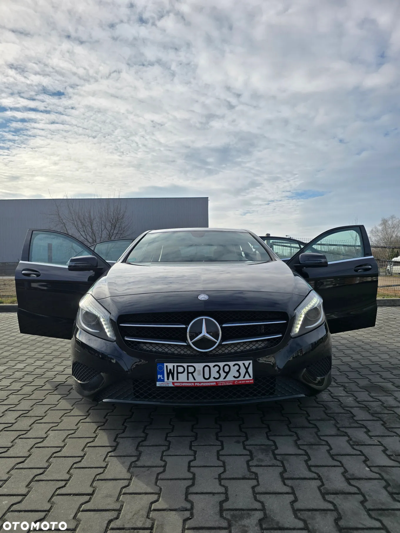 Mercedes-Benz Klasa A 180 BlueEfficiency Edition - 2