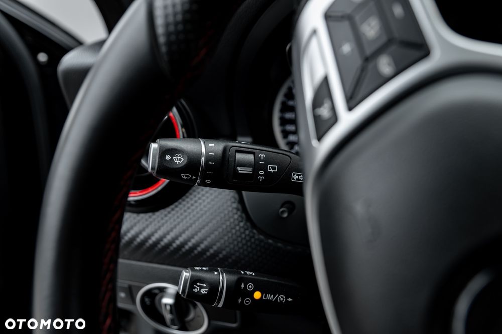 Mercedes-Benz Klasa A 45 AMG 4-Matic - 30