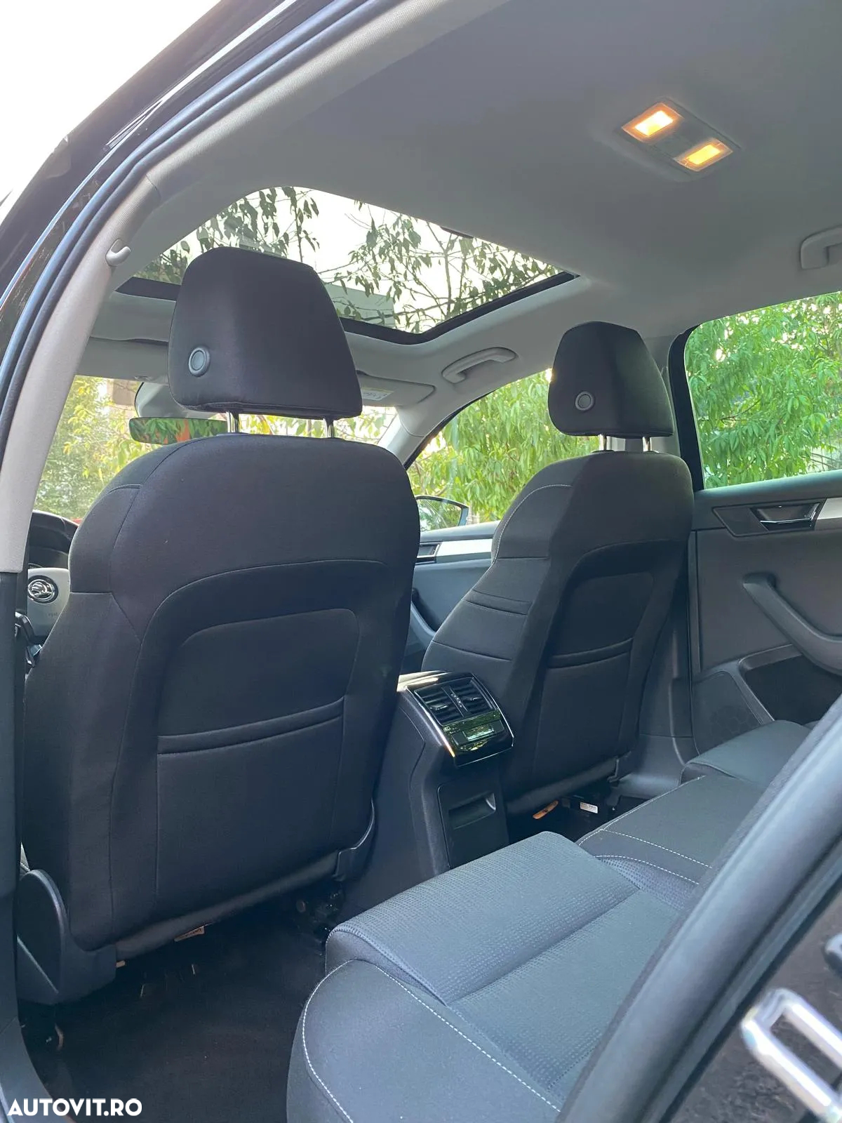 Skoda Superb 1.4 TSI ACT DSG Ambition - 8
