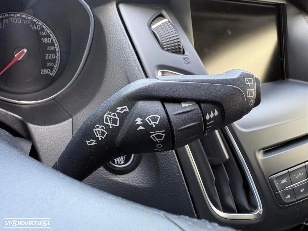 Ford Focus 2.0 EcoBoost ST c/ Pack Pele Desportiva - 42