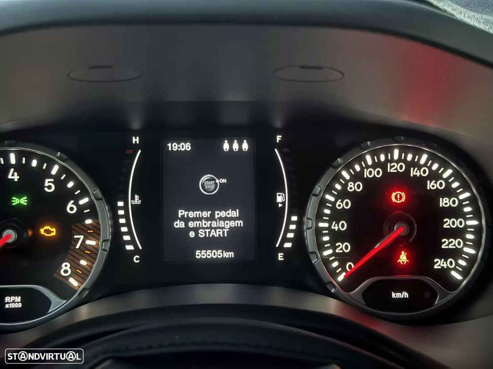 Jeep Renegade 1.0 T Limited - 11