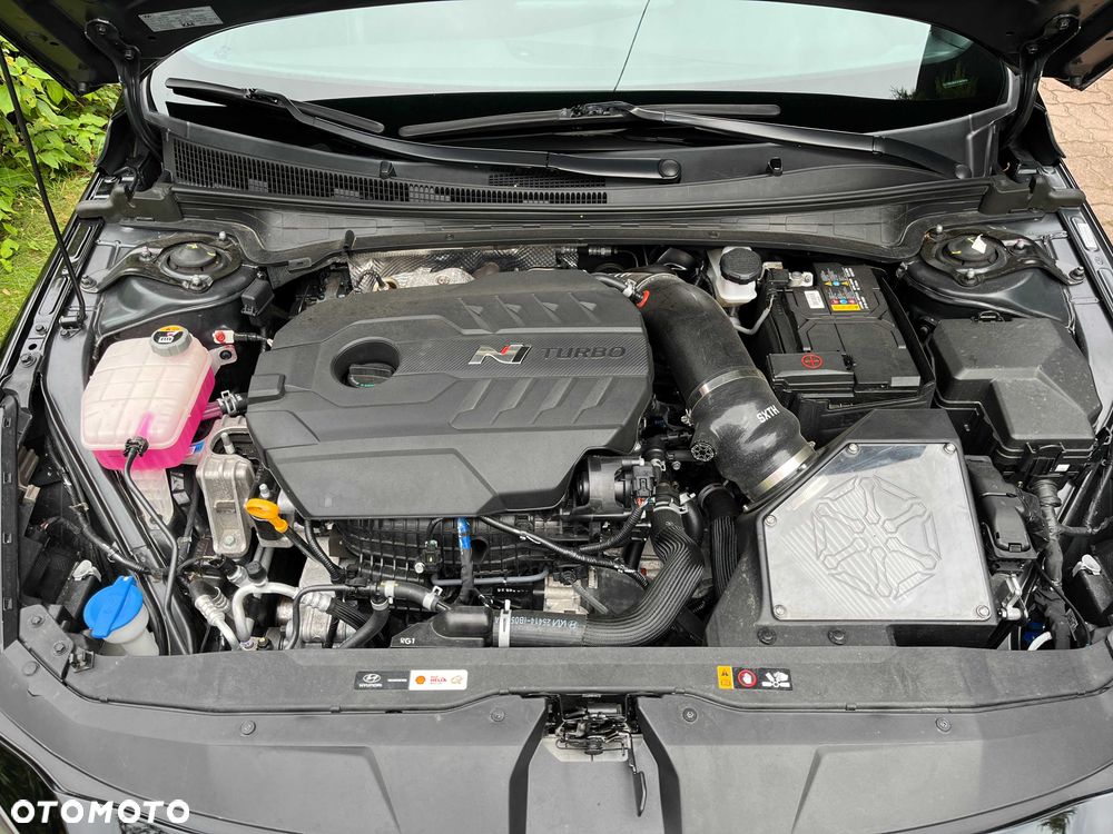Hyundai Elantra - 4