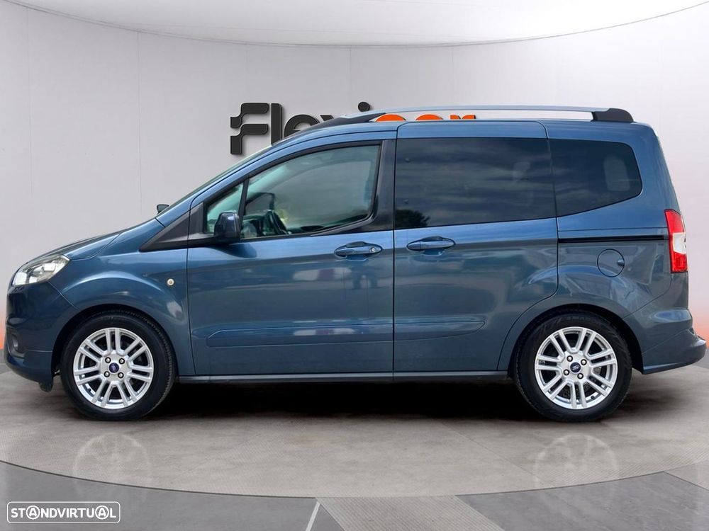 Ford Tourneo Courier 1.0 EcoBoost Titanium - 4